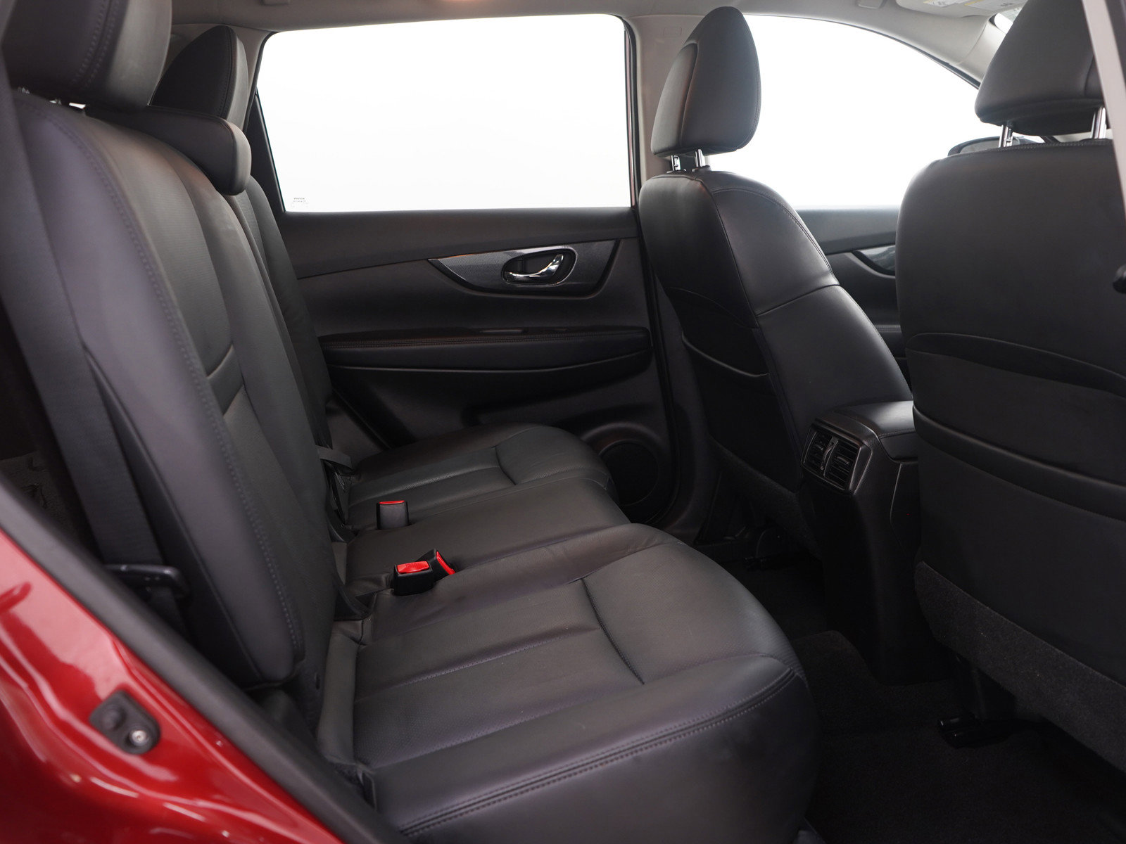 Used 2014 Nissan Rogue SL w/ SL Premium Package image 13