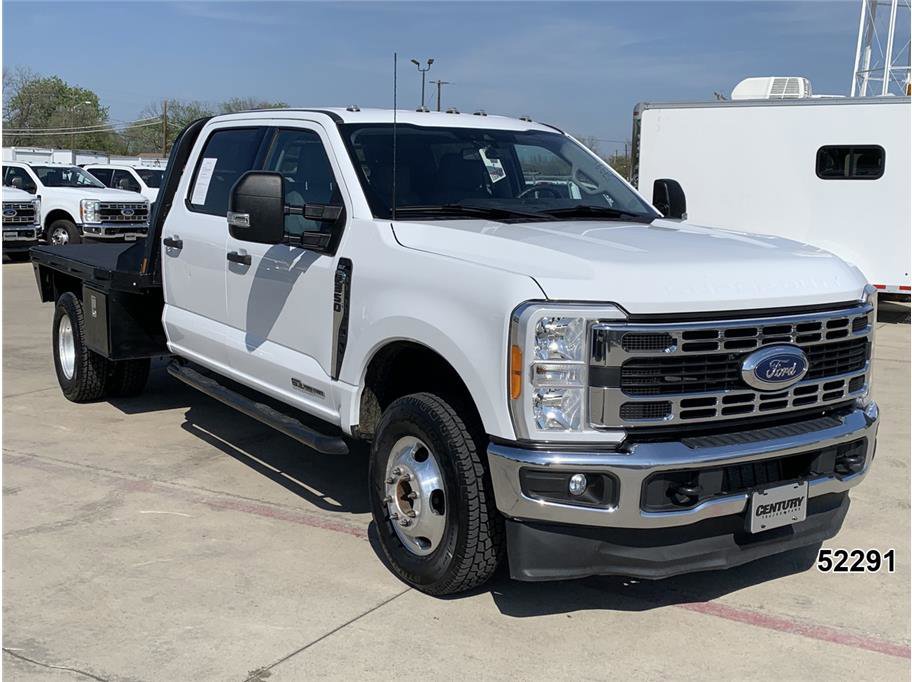 Used 2023 Ford F350 XLT w/ FX4 Off-Road Package image 3