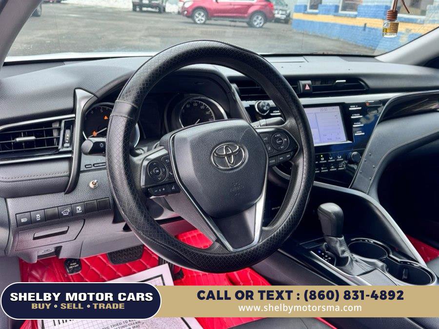 Used 2019 Toyota Camry LE w/ Carpet Mat Package FWD image 9