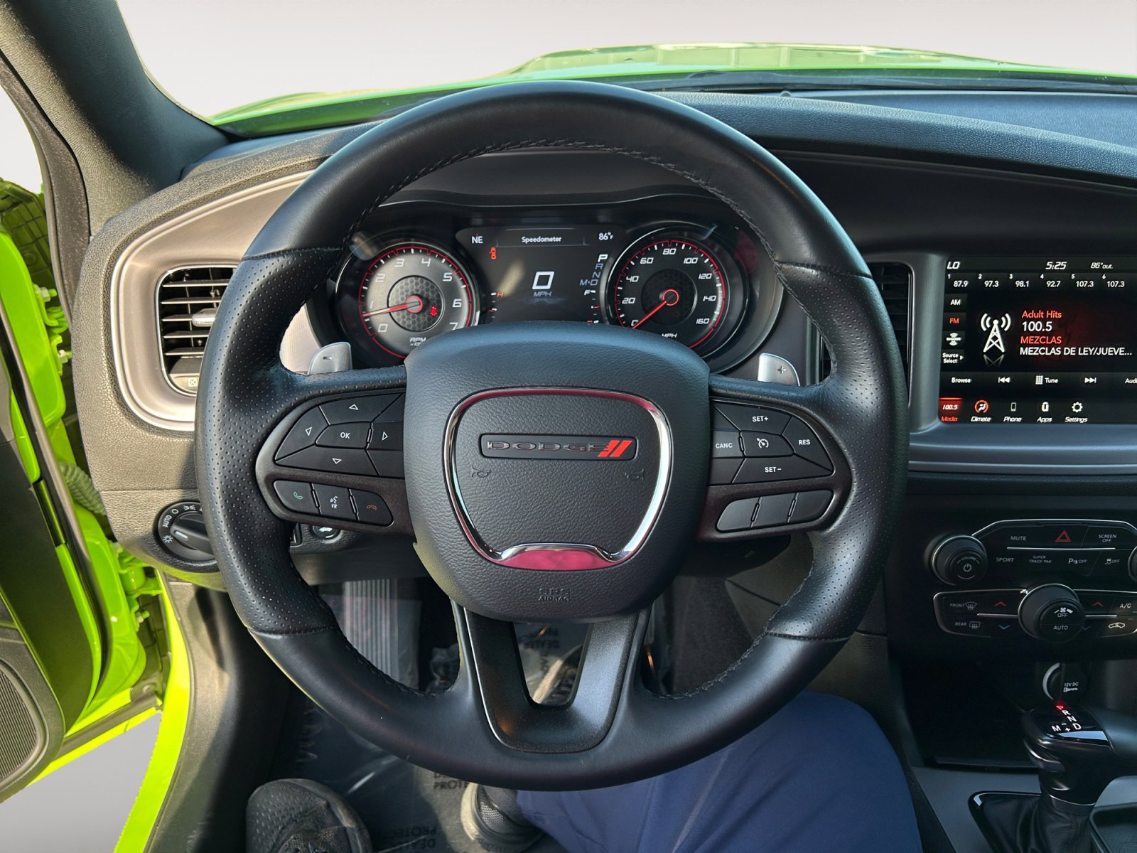 Used 2023 Dodge Charger R/T w/ Blacktop Package image 13