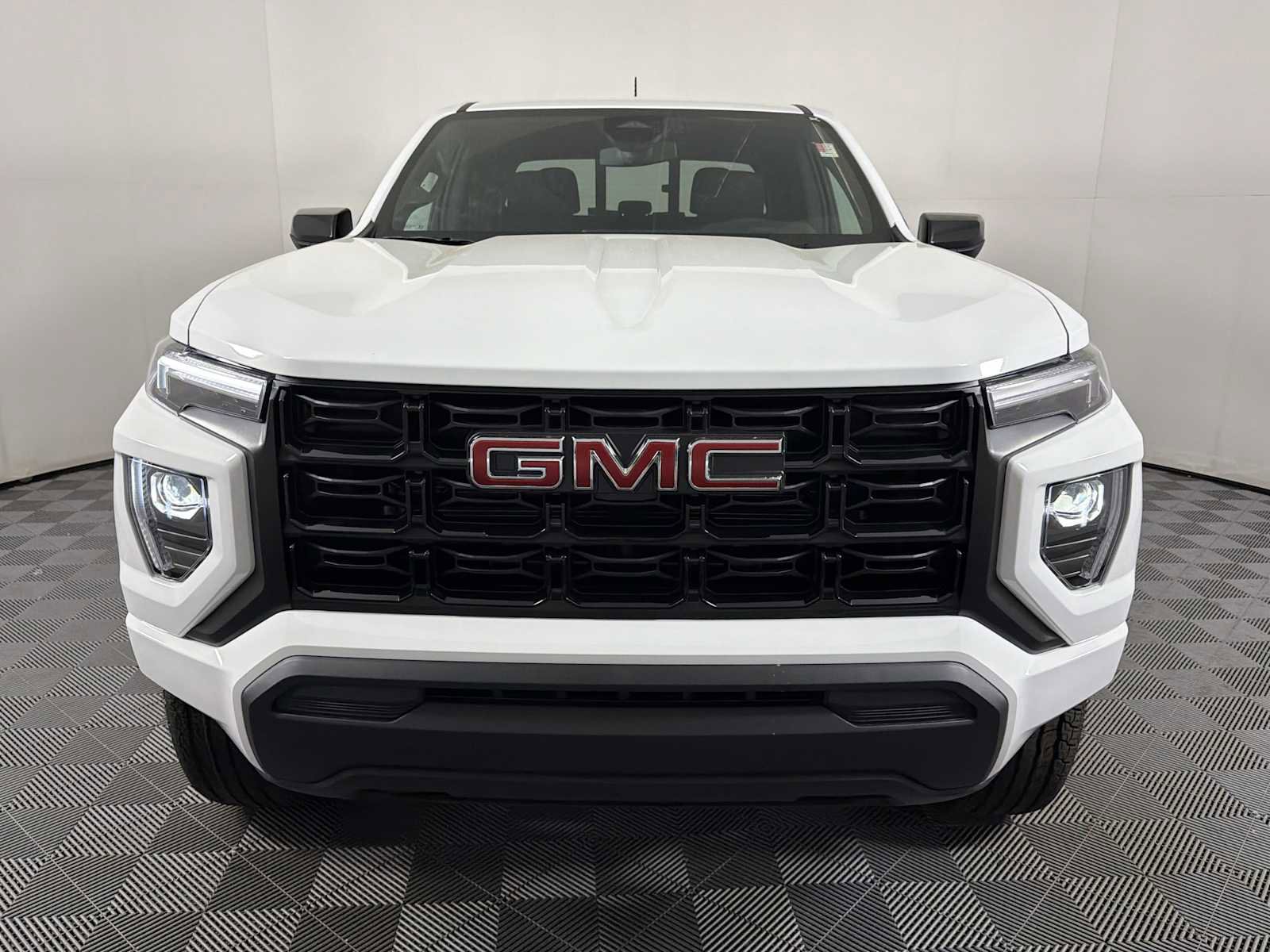 New 2026 GMC Canyon Elevation video 2