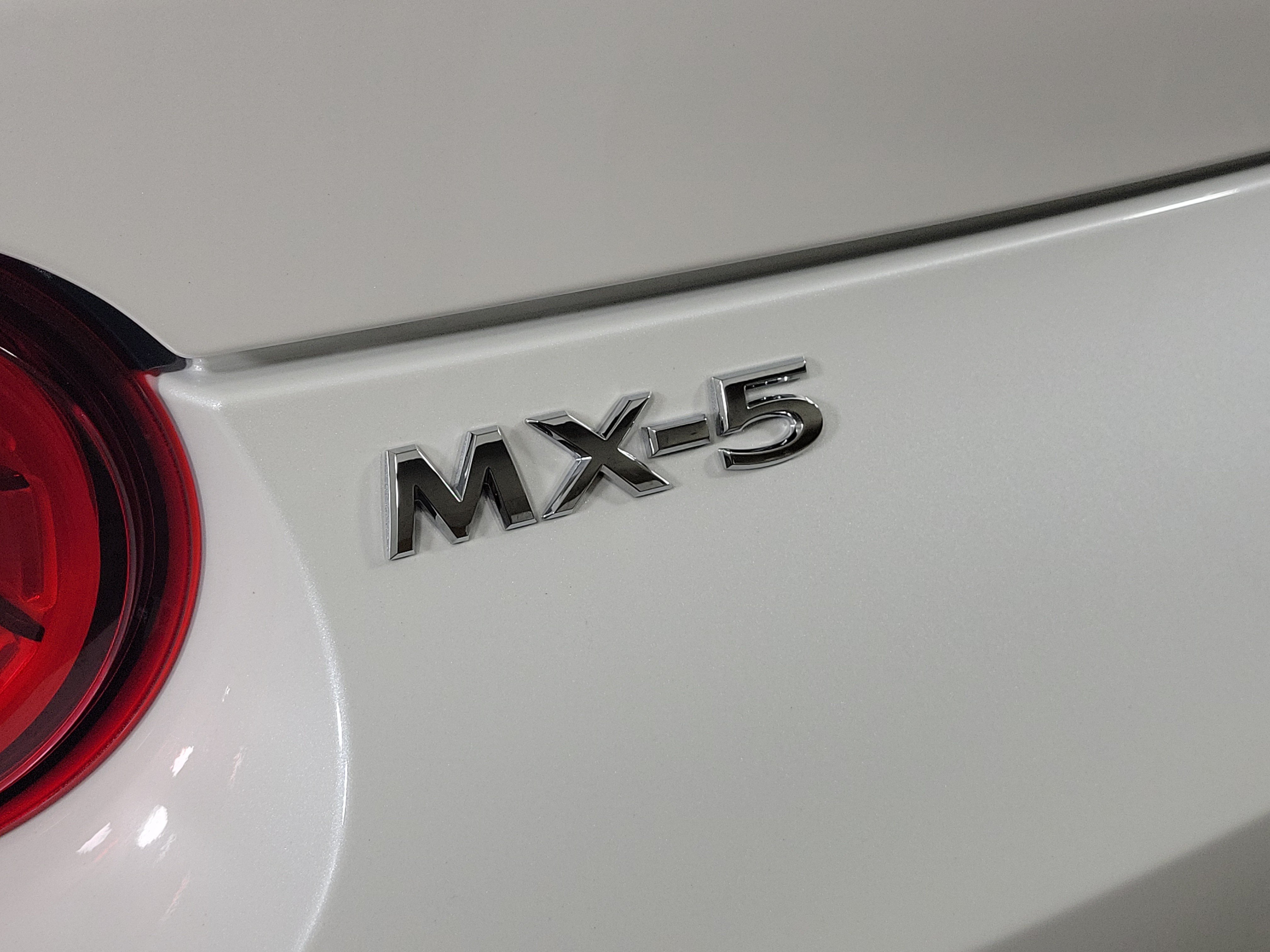 New 2026 MAZDA MX-5 Miata RF Grand Touring RWD image 26