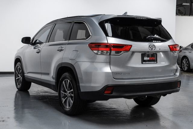 Used 2019 Toyota Highlander XLE image 9