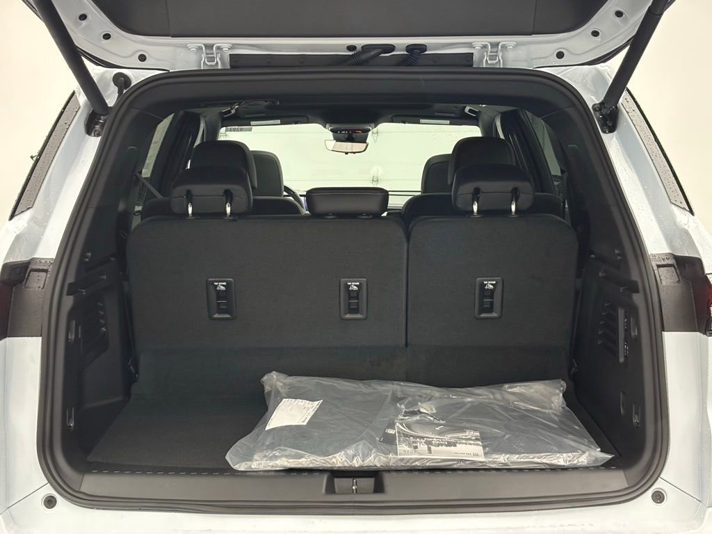 New 2026 Buick Enclave Avenir w/ Super Cruise Package image 12