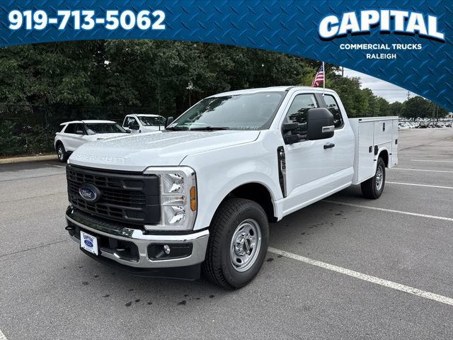 New 2025 Ford F250 XL w/ XL Chrome Package image 4