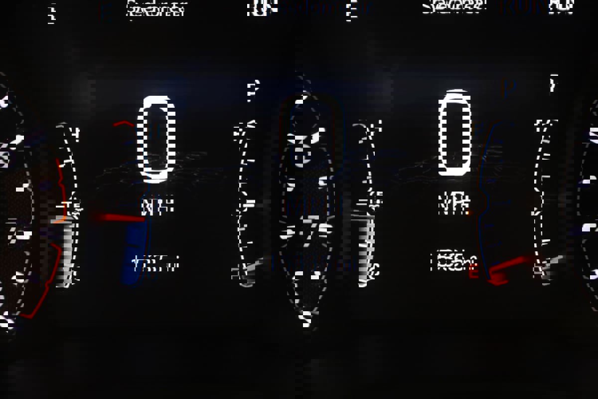 Used 2024 Jeep Compass Limited image 36