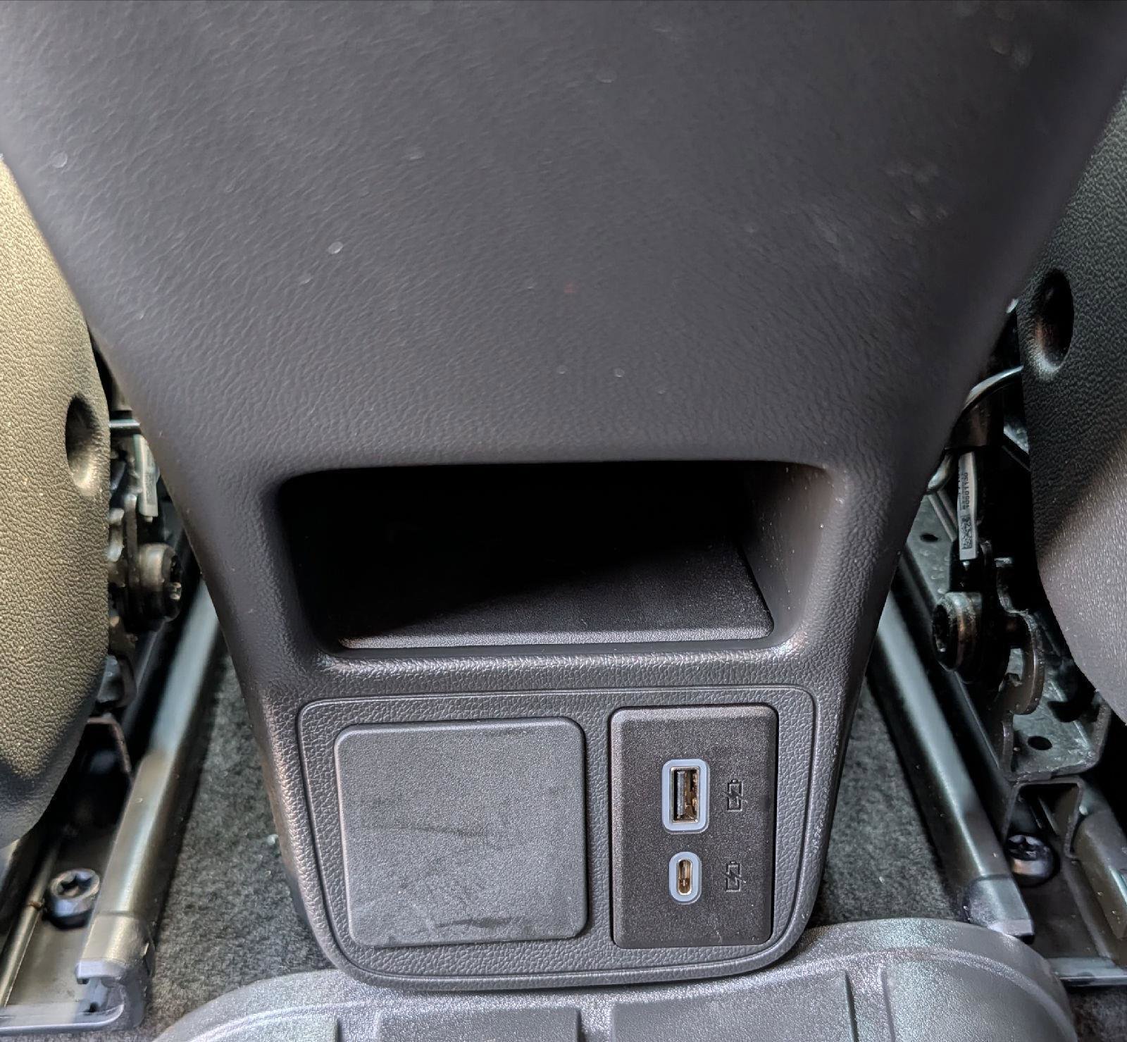 Certified 2024 Buick Encore GX Sport Touring w/ Advanced Technology Package AWD/4WD image 21