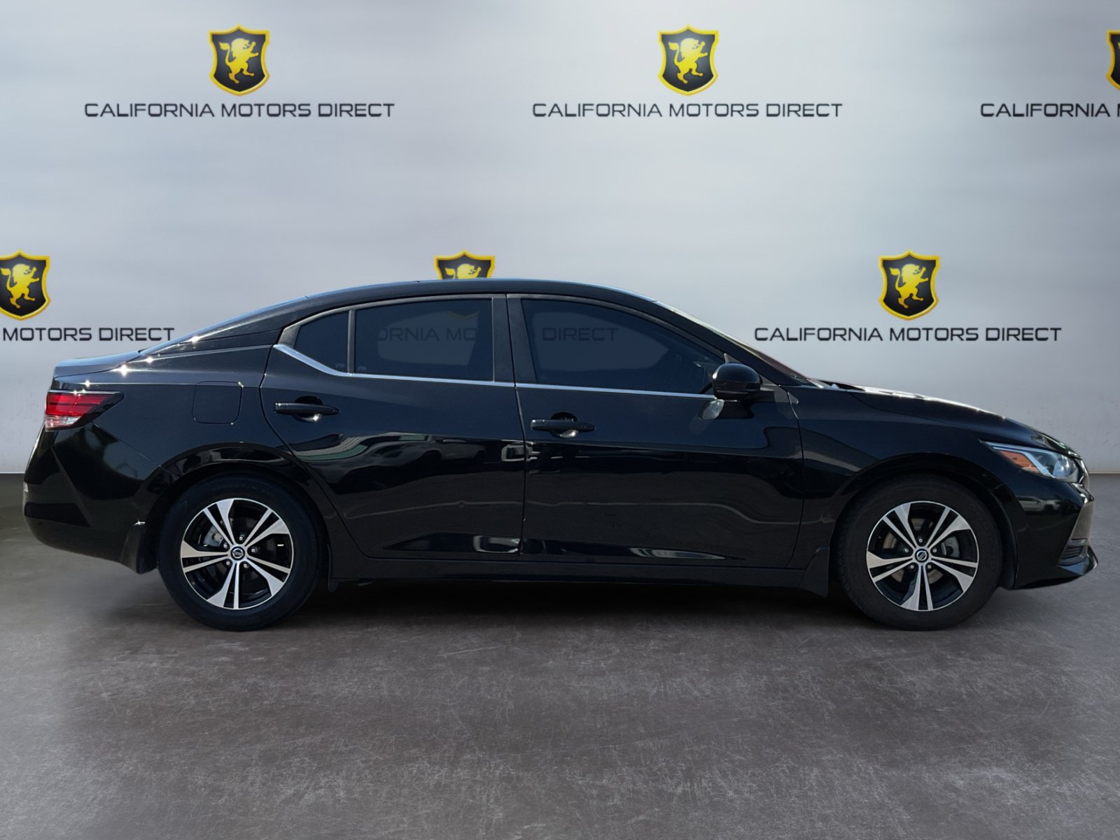 Used 2020 Nissan Sentra SV w/ Electronics Package FWD image 4
