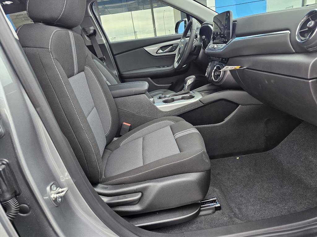 New 2026 Chevrolet Blazer LT image 10
