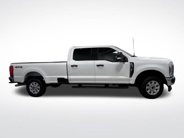 Used 2024 Ford F250 XLT image 2