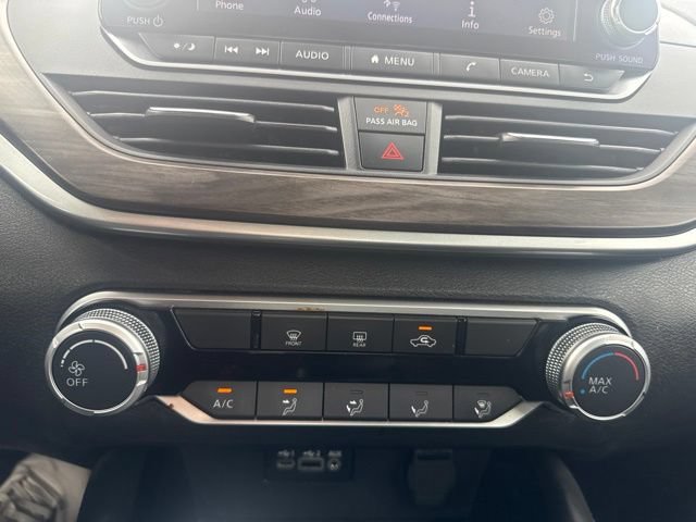 Used 2023 Nissan Altima 2.5 SV FWD image 17