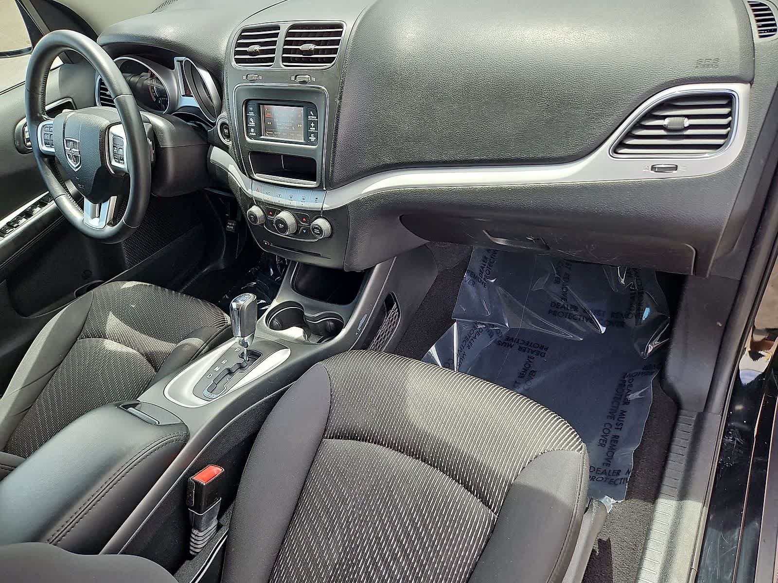 Used 2014 Dodge Journey SE w/ Flexible Seating Group FWD image 32