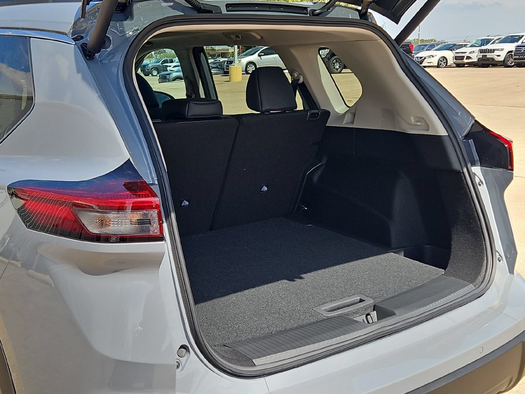 New 2026 Nissan Rogue Dark Armor FWD image 27