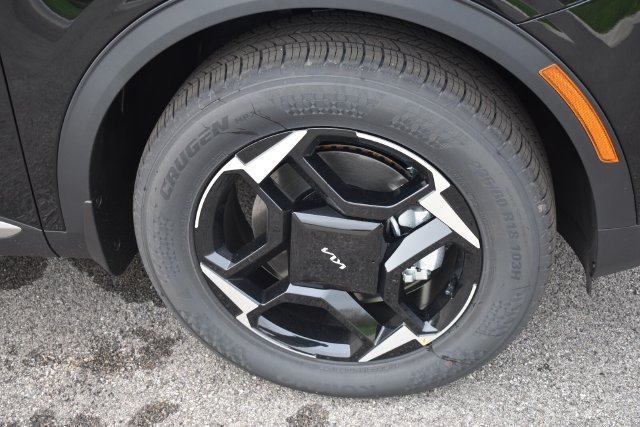 New 2026 Kia Sportage EX AWD/4WD image 12