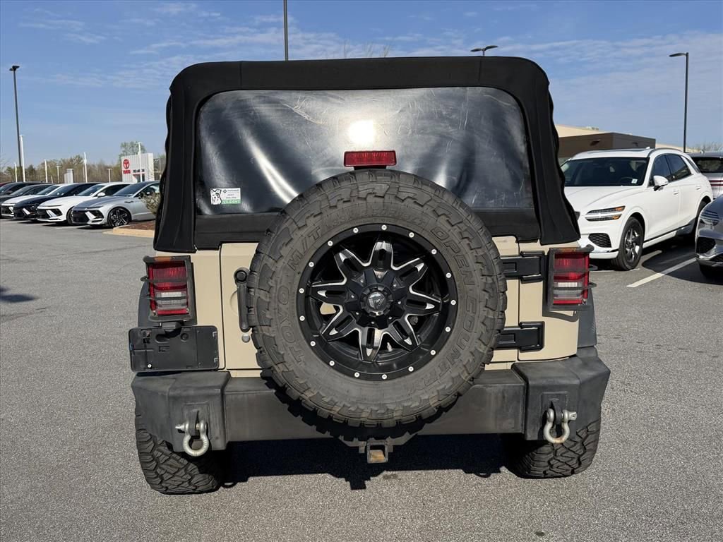 Used 2018 Jeep Wrangler Unlimited Sport image 4