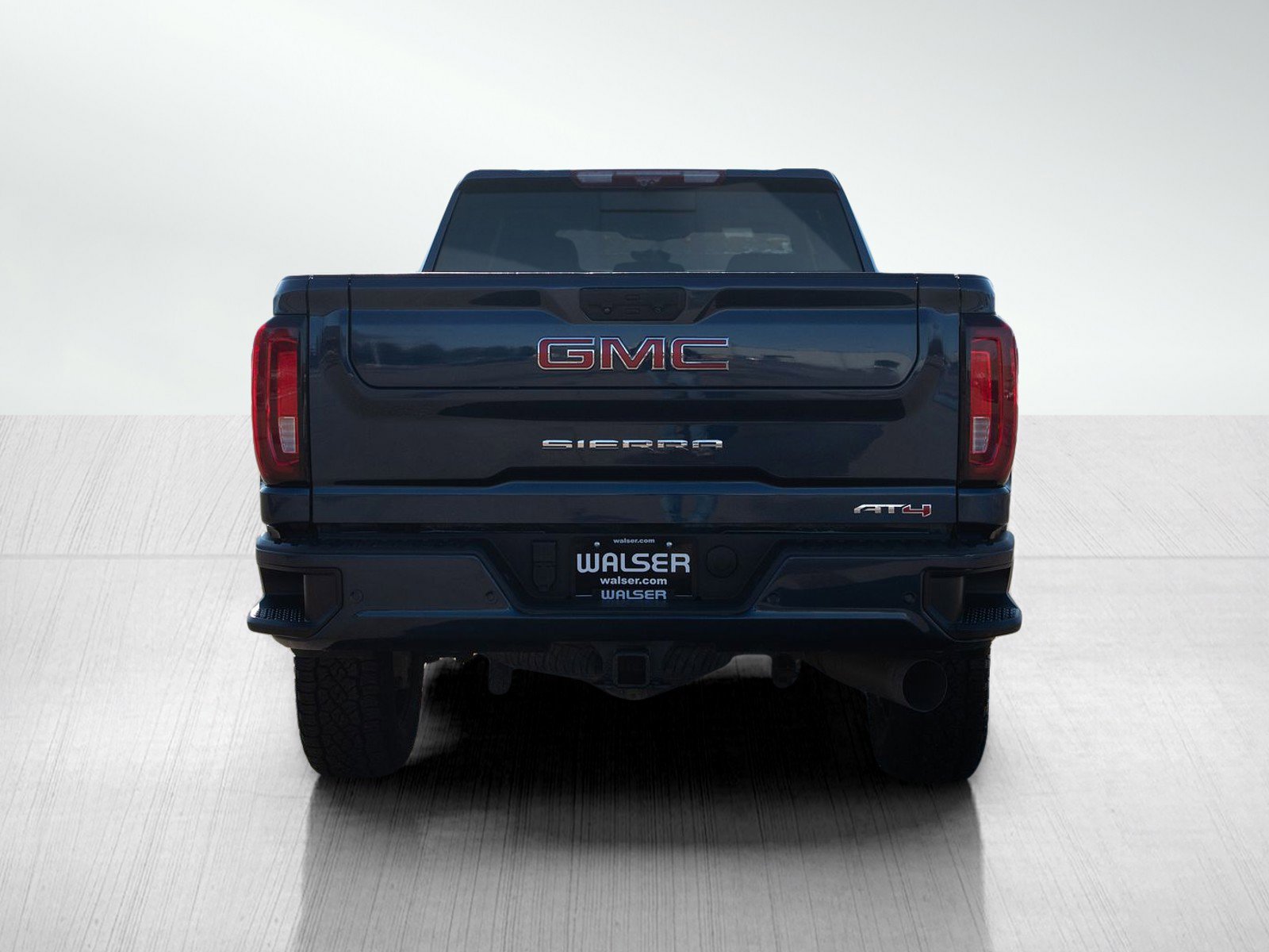 Used 2022 GMC Sierra 2500 AT4 w/ AT4 Premium Plus Package image 4