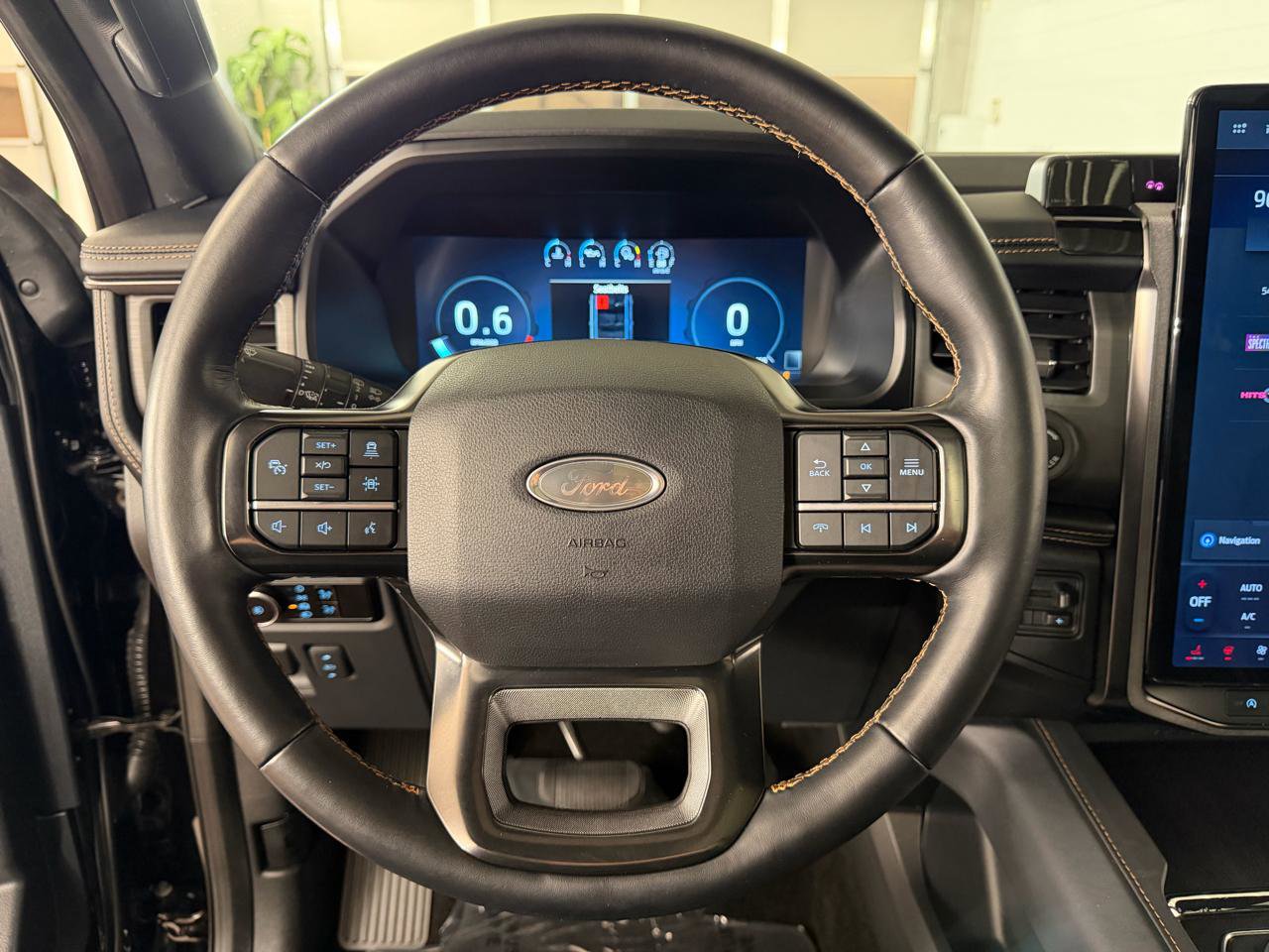 Used 2023 Ford Expedition Max Platinum AWD/4WD image 22