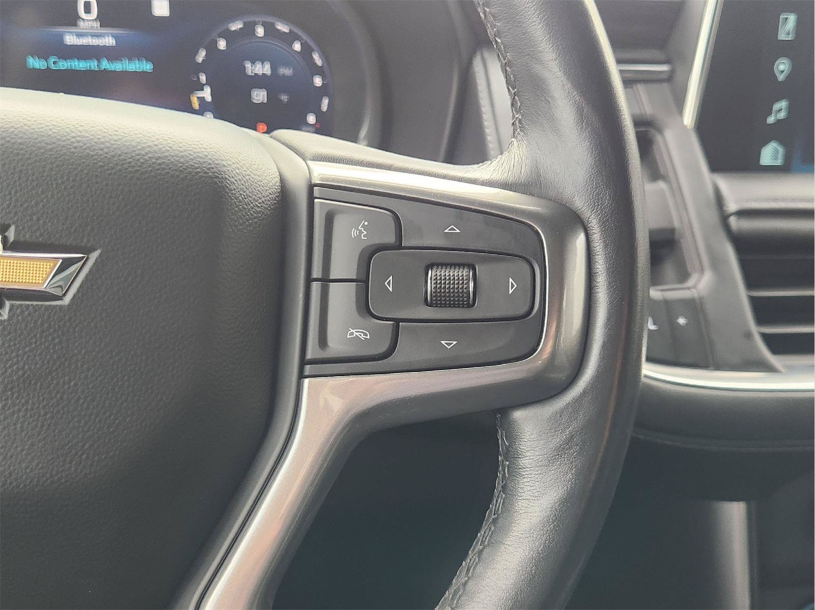 Used 2022 Chevrolet Tahoe LT w/ Luxury Package RWD image 29