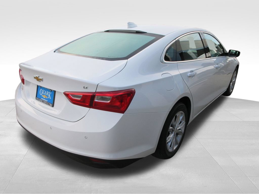 Used 2025 Chevrolet Malibu LT FWD image 5
