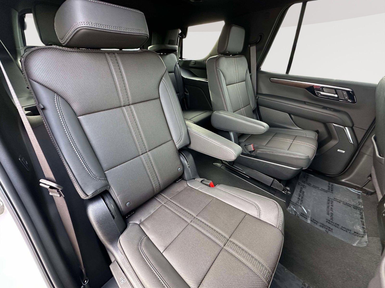 Used 2025 Chevrolet Tahoe High Country w/ LPO, Illumination Package image 31