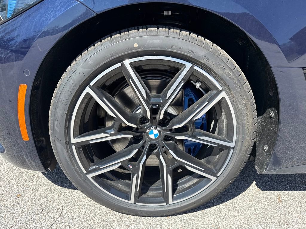 New 2026 BMW i4 xDrive40i AWD/4WD image 9