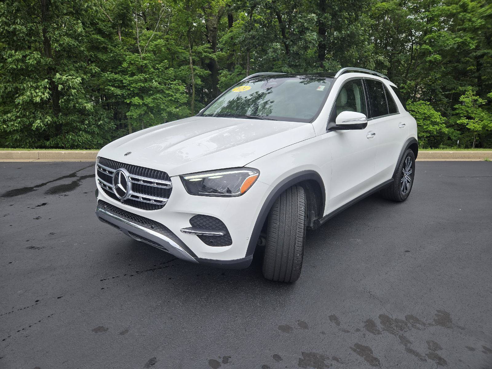 Used 2024 Mercedes-Benz GLE 450 4MATIC image 4