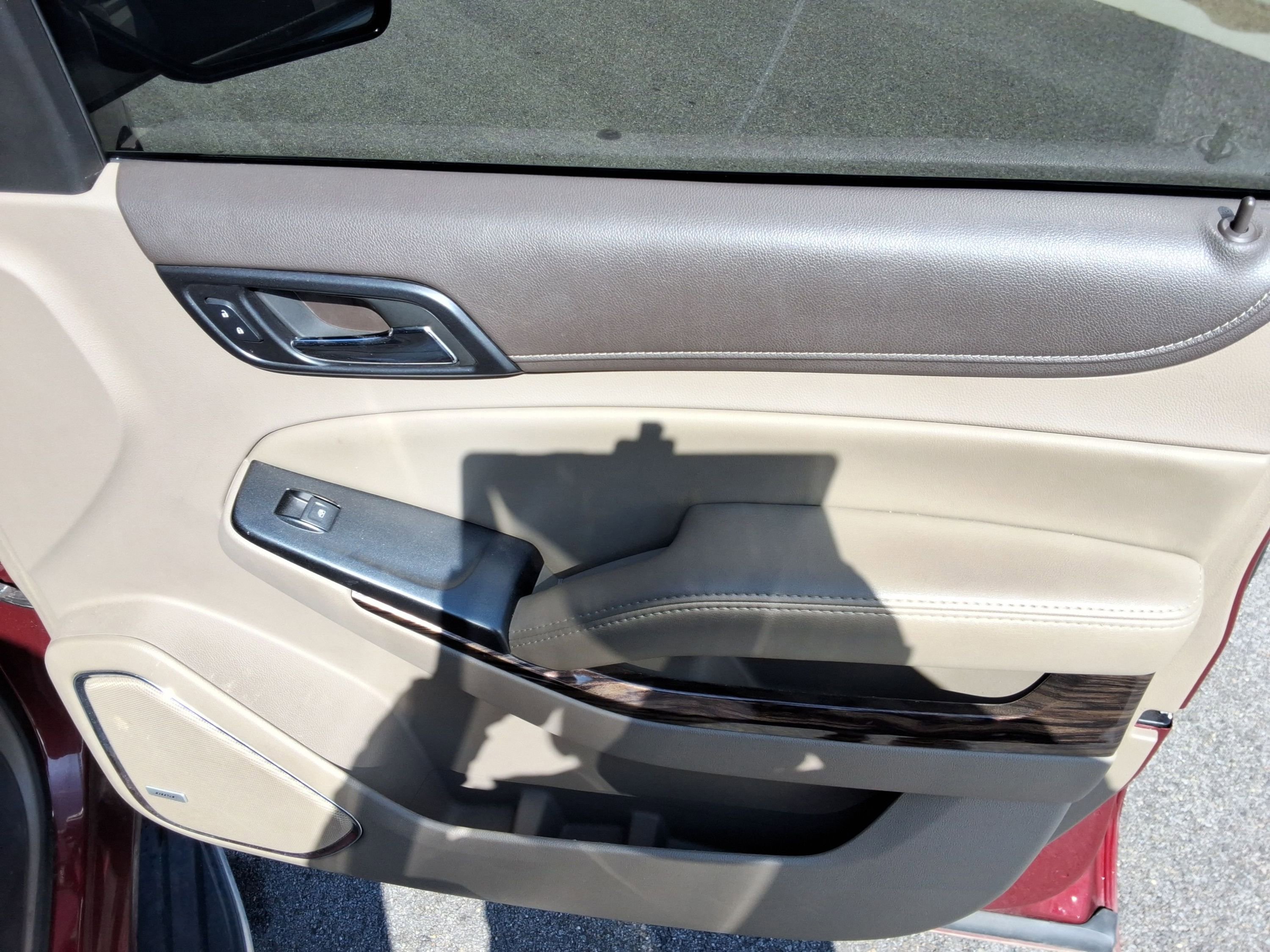 Used 2017 GMC Yukon SLT w/ Open Road Package image 25