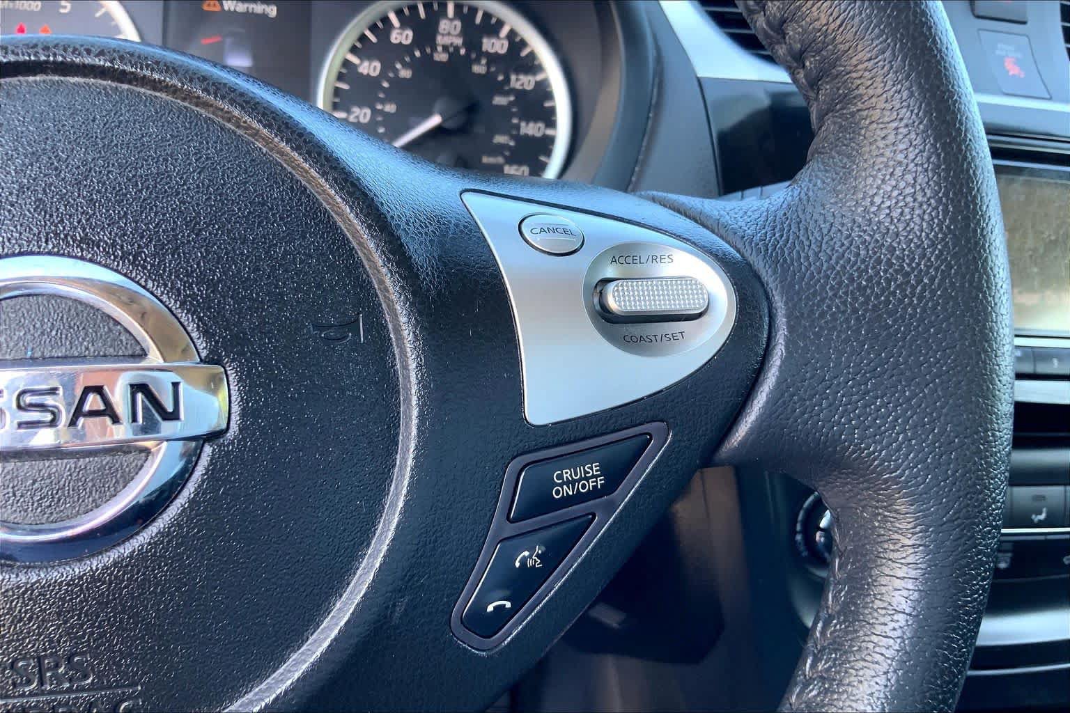 Used 2016 Nissan Sentra SV FWD image 25