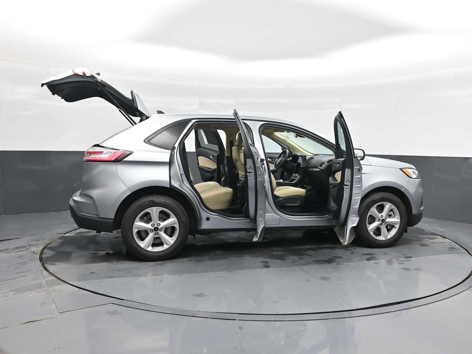 Used 2023 Ford Edge SE AWD/4WD image 39