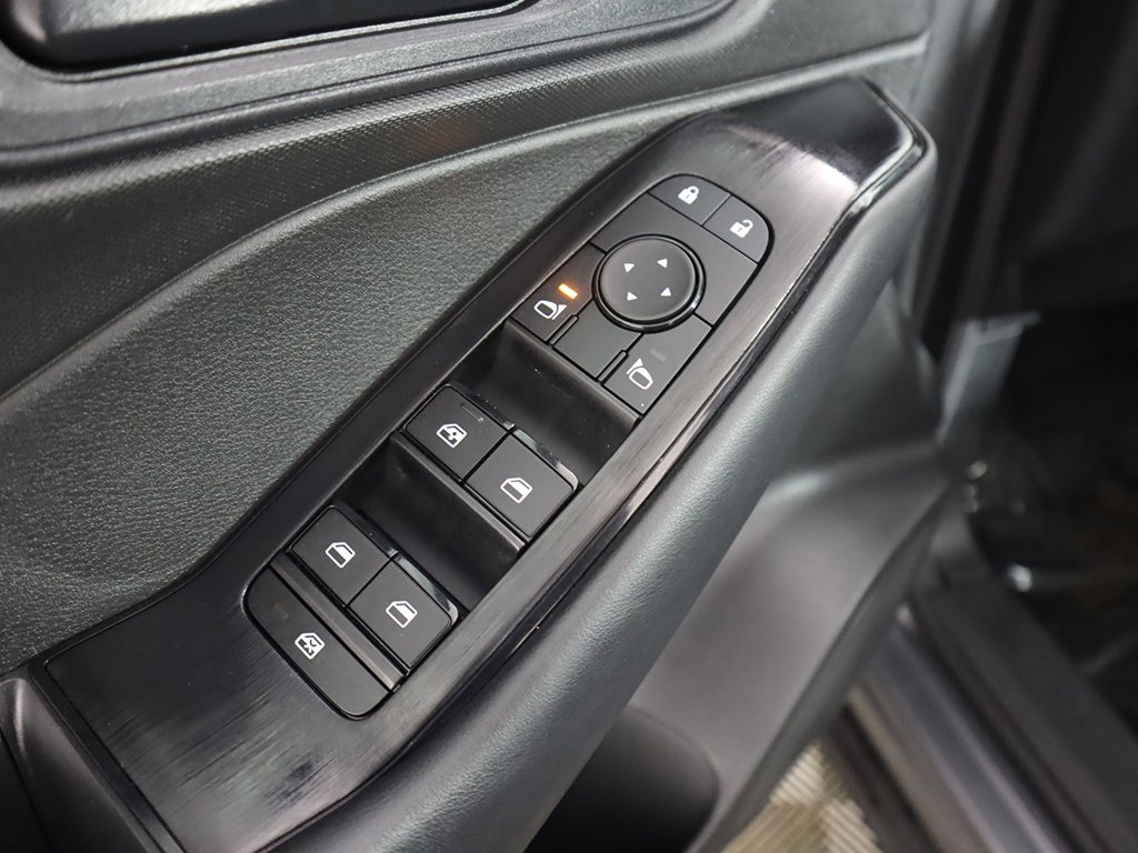 Used 2024 Nissan Rogue S image 30