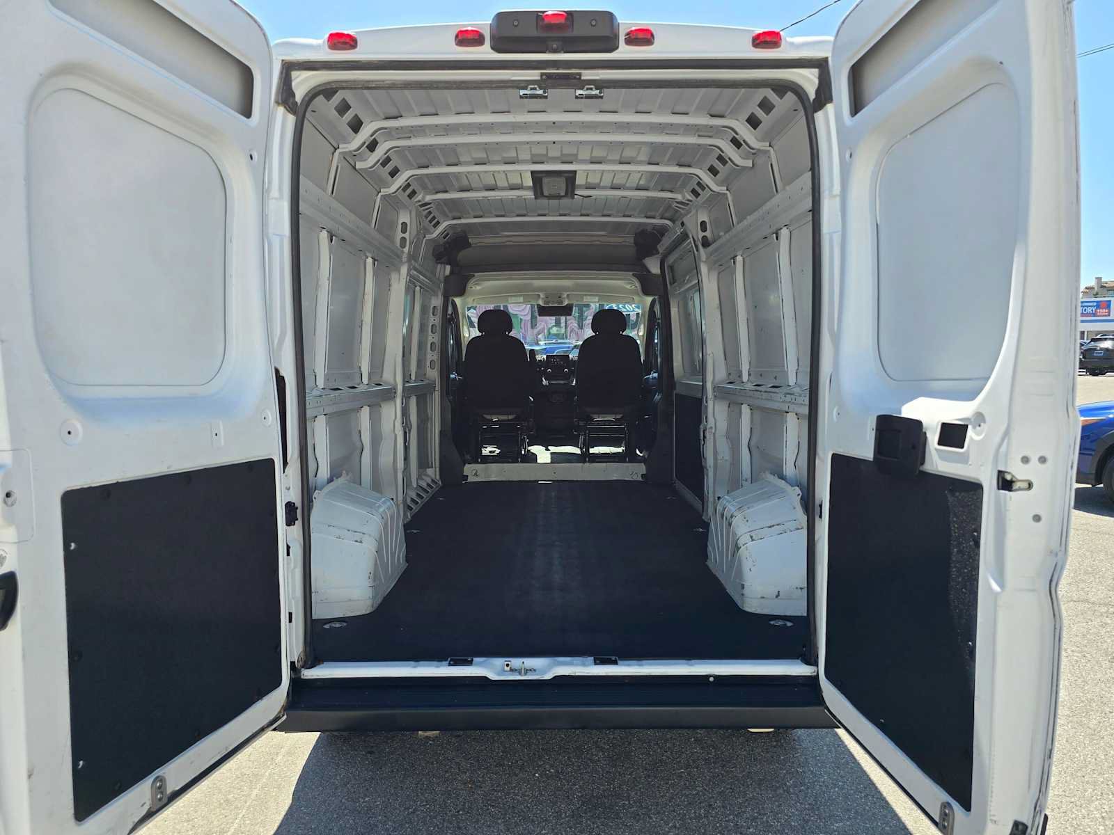 Used 2023 RAM ProMaster 2500 FWD image 17