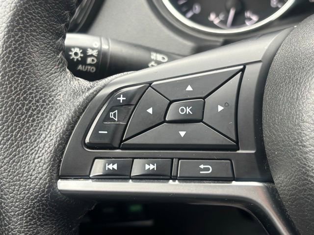 Used 2019 Nissan Rogue S w/ Special Edition Package AWD/4WD image 16