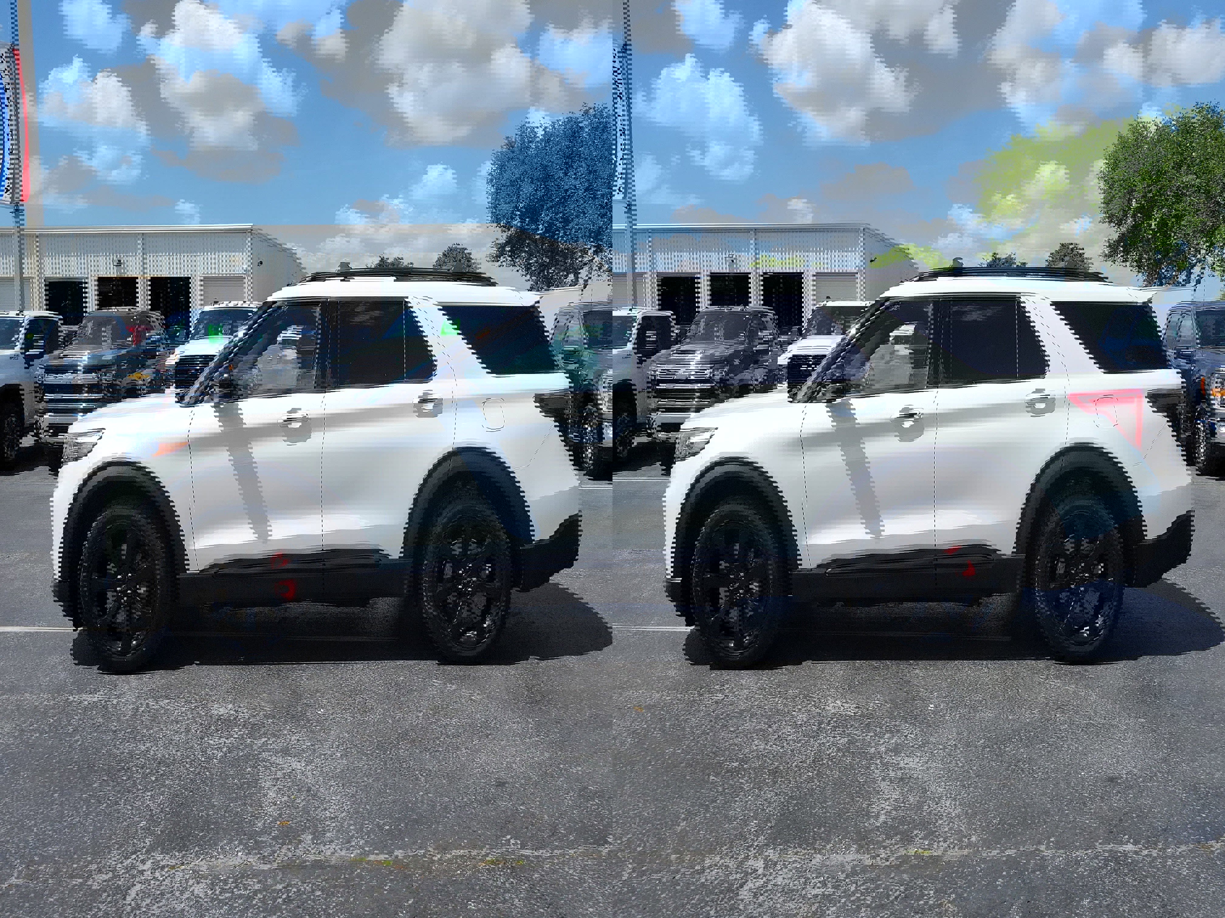 Certified 2022 Ford Explorer ST w/ Equipment Group 401A AWD/4WD image 6