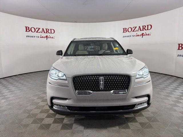 Certified 2022 Lincoln Aviator Reserve w/ Equipment Group 201A AWD/4WD image 2