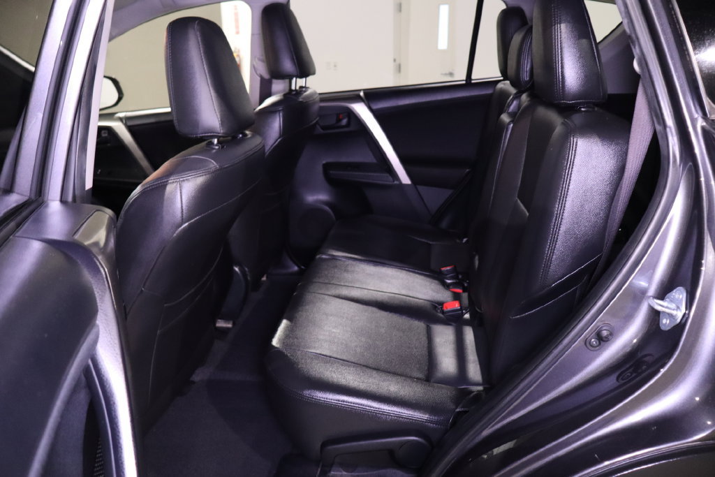 Used 2014 Toyota RAV4 LE FWD image 27