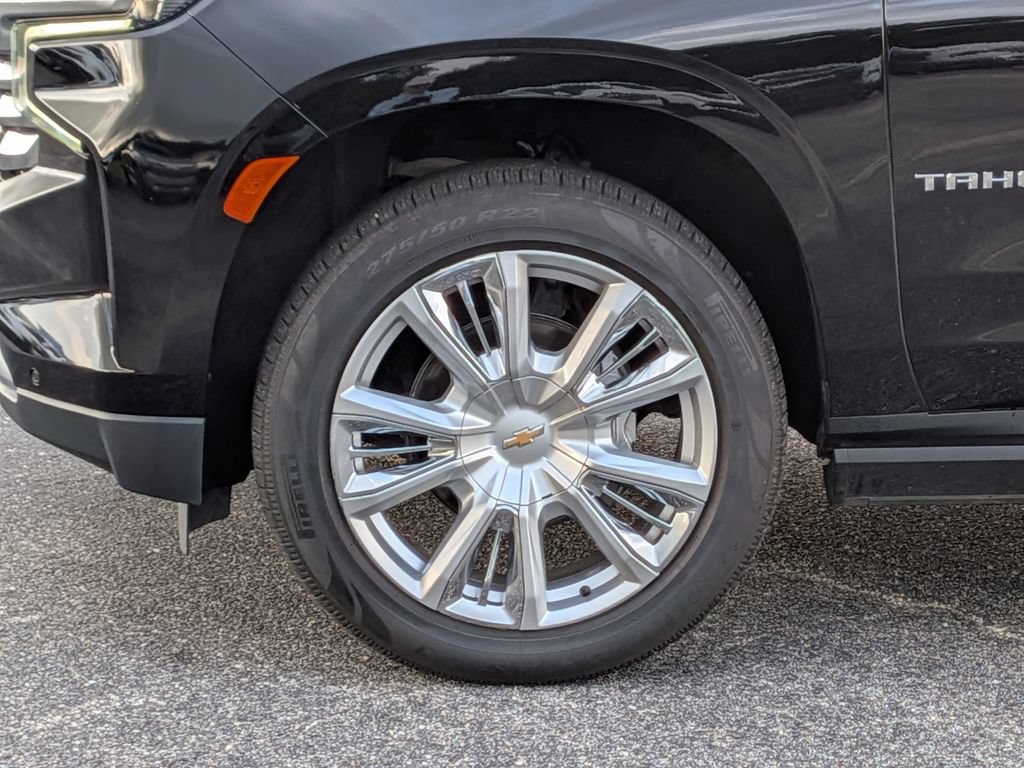 Used 2021 Chevrolet Tahoe High Country AWD/4WD image 11