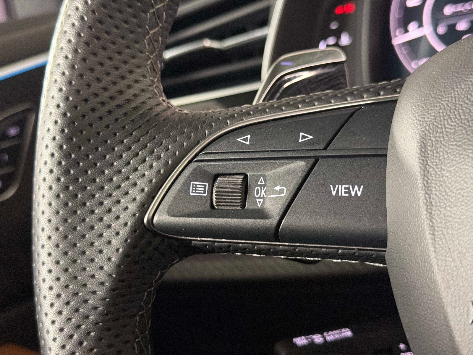 Used 2025 Audi RS Q8 performance AWD/4WD image 44