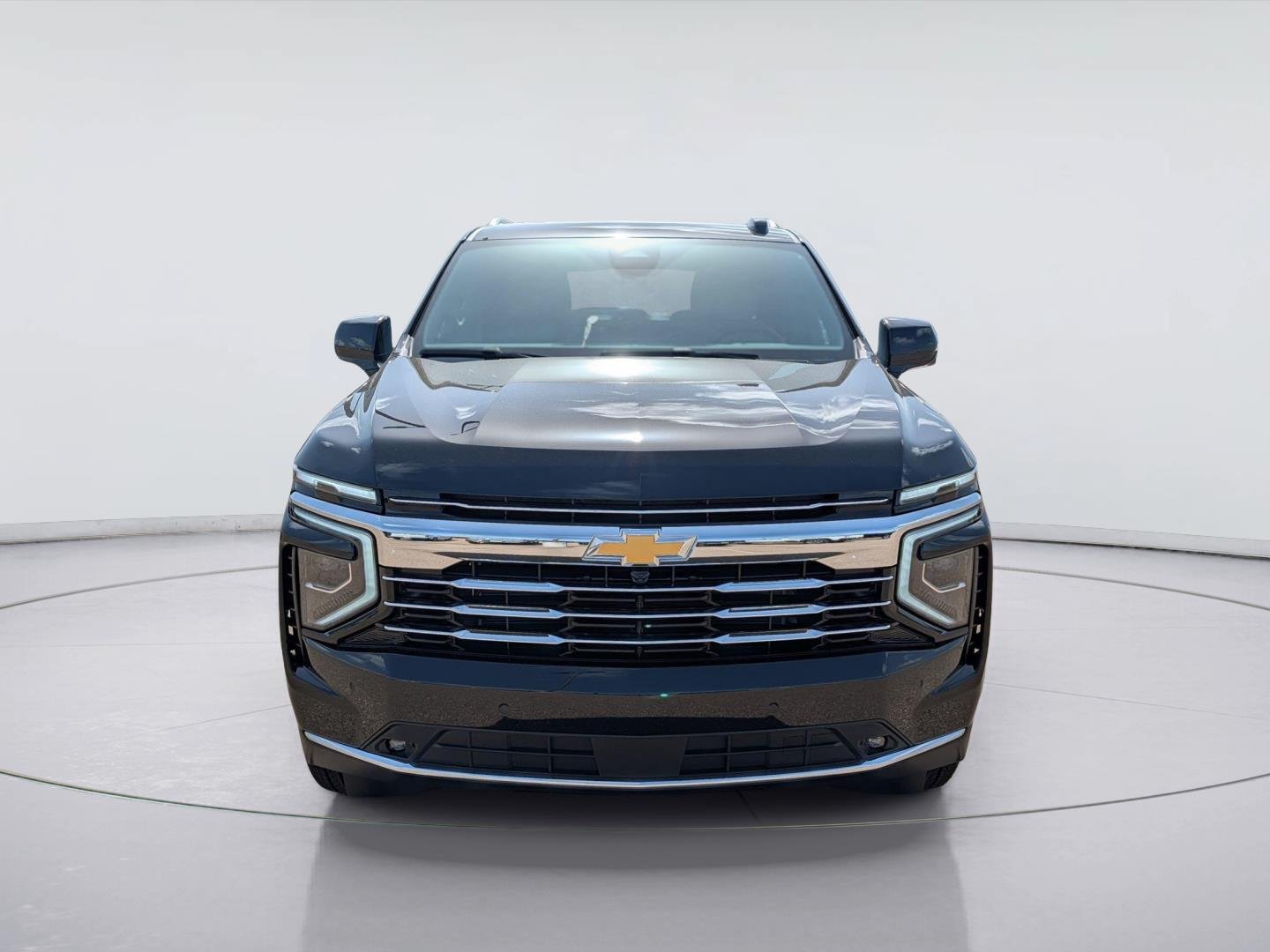 New 2026 Chevrolet Suburban LT w/ Comfort Package RWD image 8