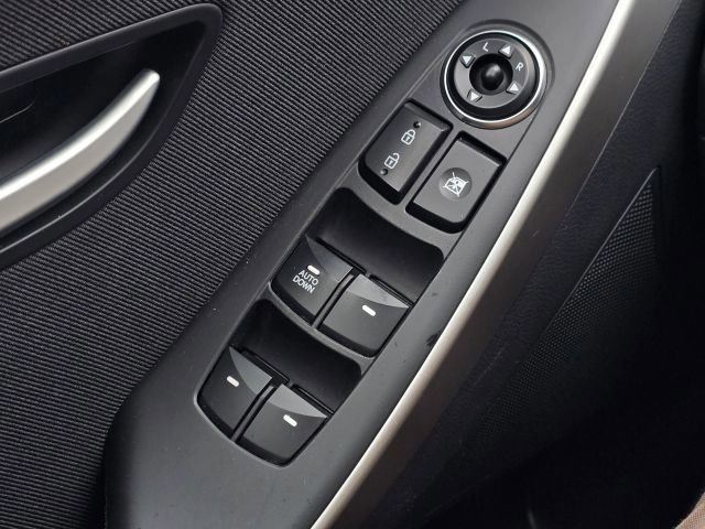 Used 2014 Hyundai Elantra GT image 27
