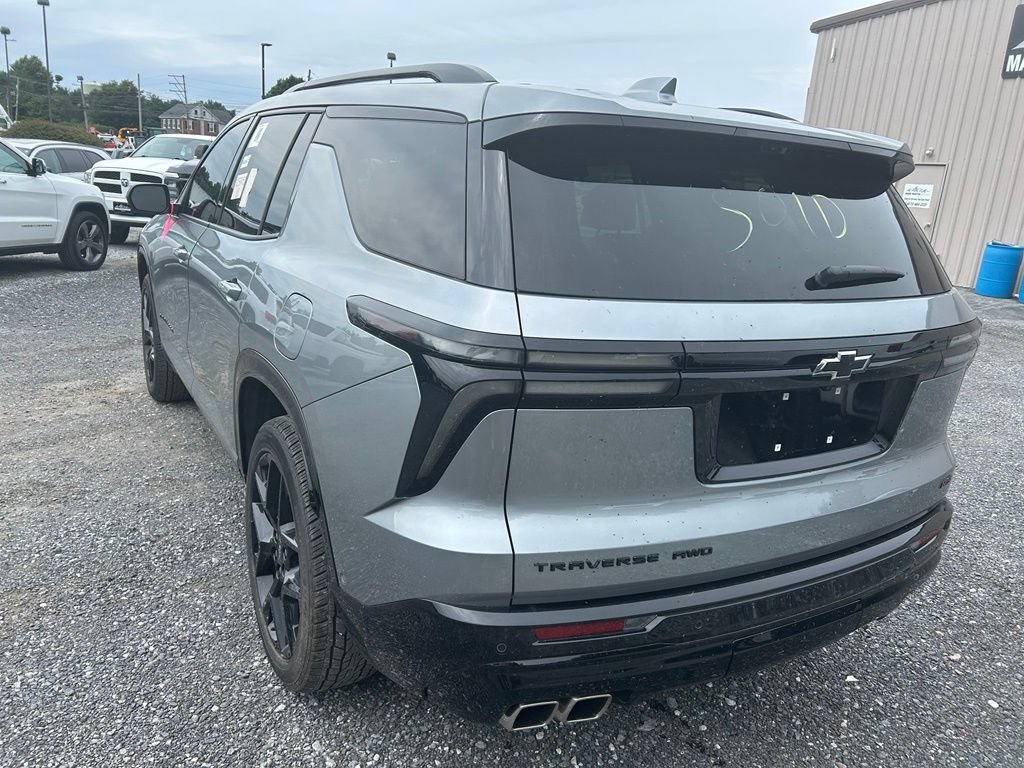 Used 2024 Chevrolet Traverse RS AWD/4WD image 8