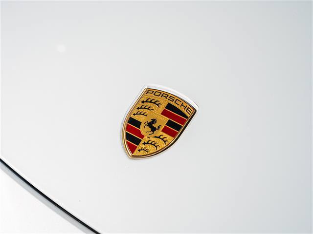 Certified 2025 Porsche 718 Cayman RWD image 13