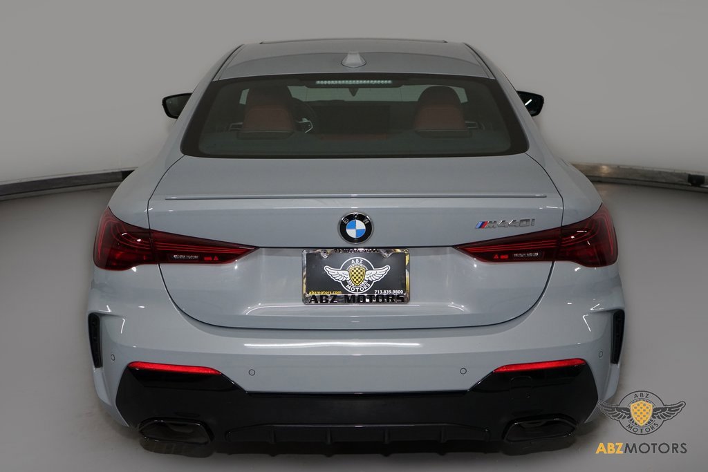Used 2025 BMW M440i Coupe image 8