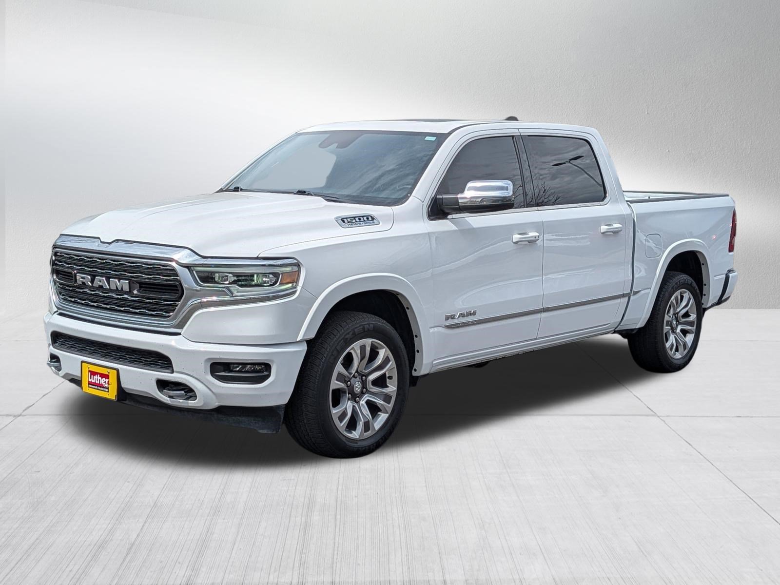 Used 2024 RAM 1500 Limited w/ Body Color Bumper Group AWD/4WD image 4