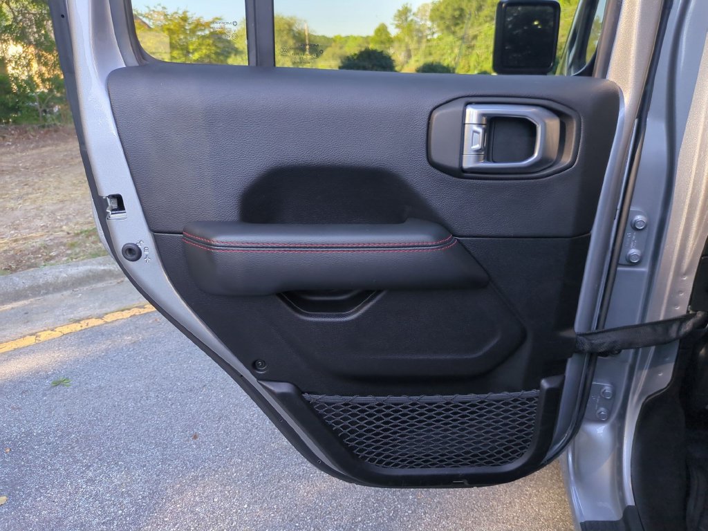 Used 2021 Jeep Wrangler Unlimited Rubicon AWD/4WD image 29