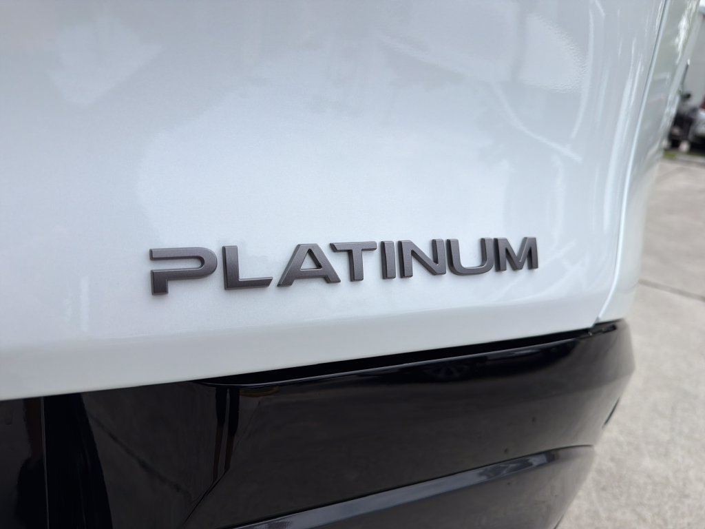 New 2026 Nissan Murano Platinum w/ Cargo Package AWD/4WD image 11