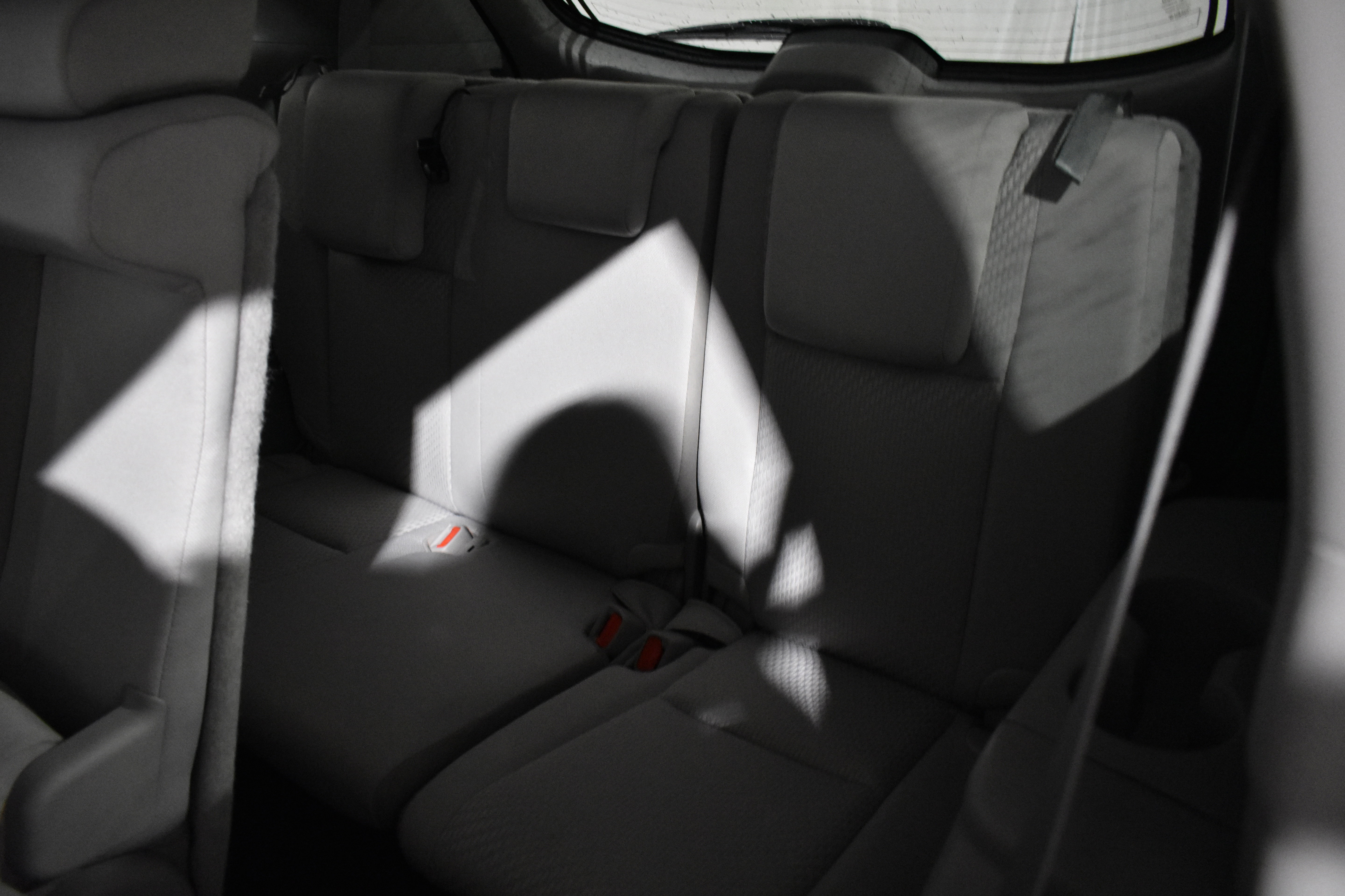 Used 2019 Toyota Highlander LE image 29