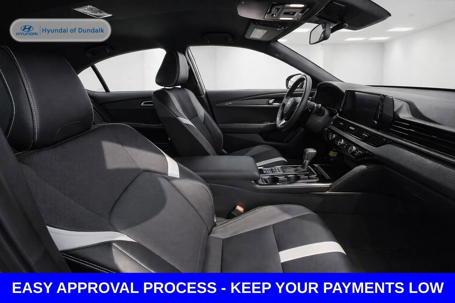 Used 2025 Toyota Camry LE image 10