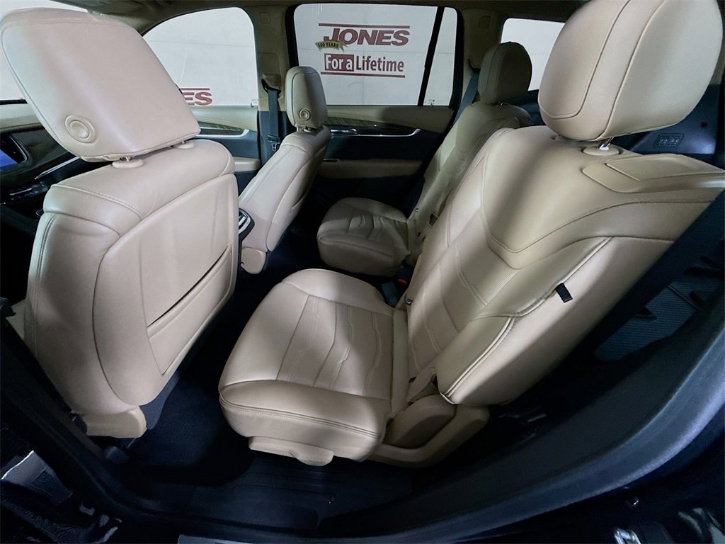 Used 2020 Cadillac XT6 Premium Luxury w/ Platinum Package image 26