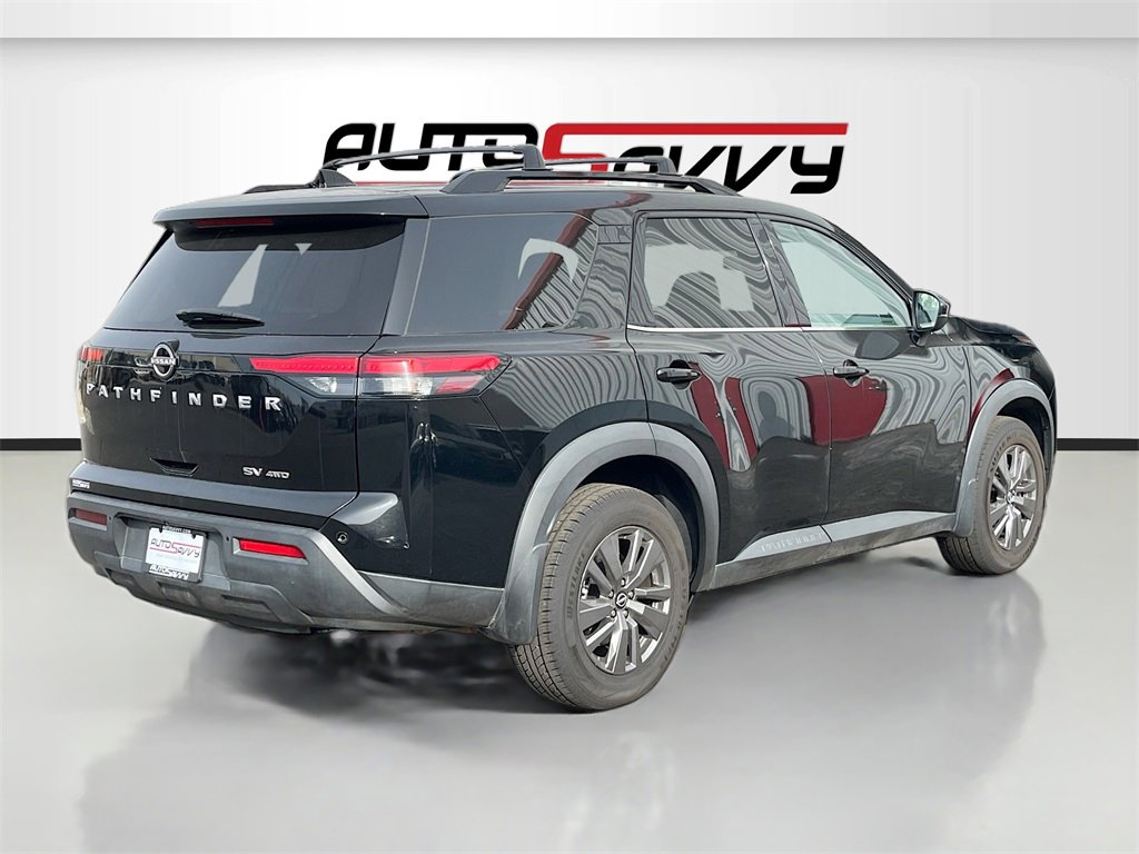 Used 2022 Nissan Pathfinder SV image 7