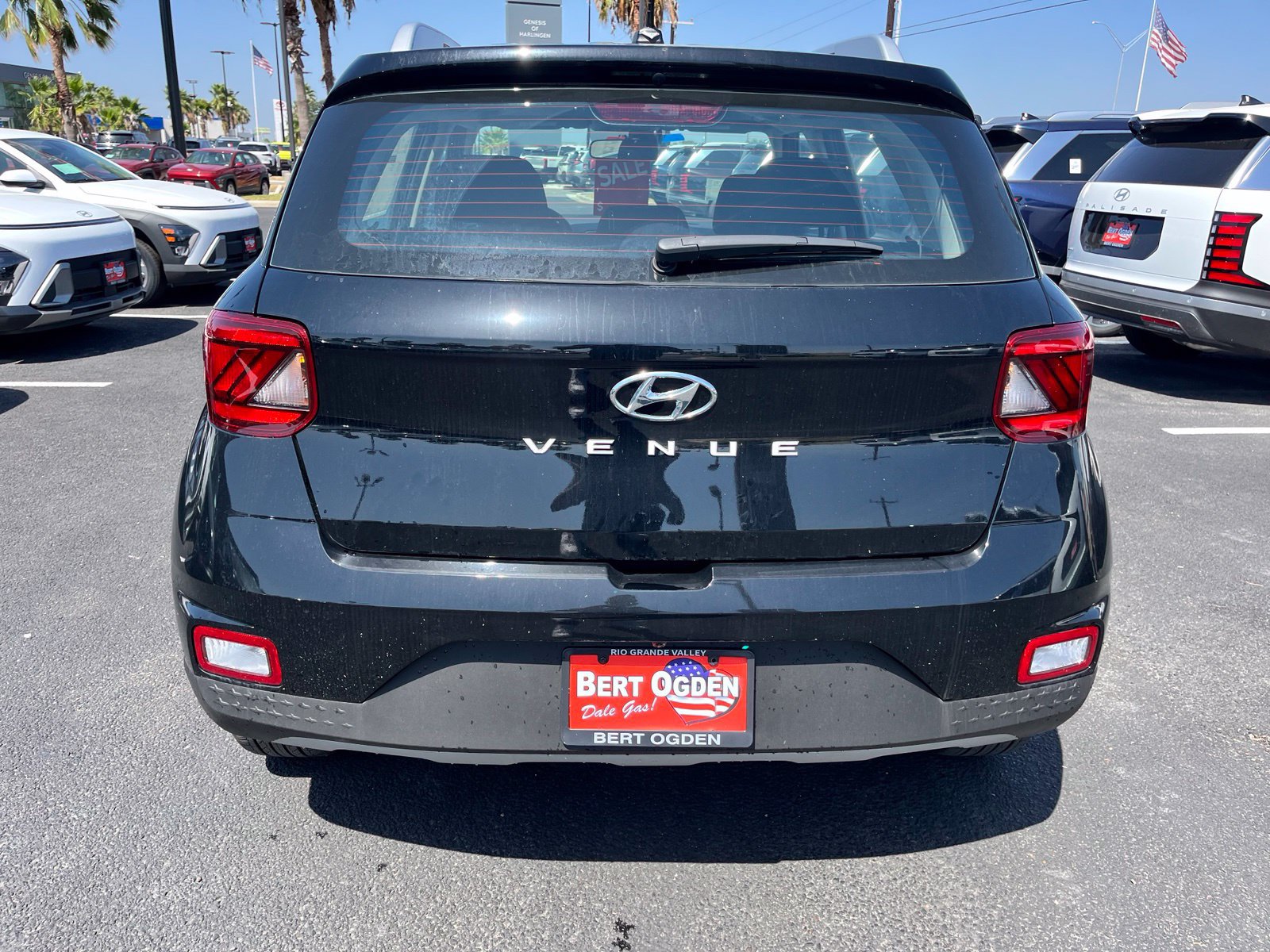 New 2026 Hyundai Venue SEL FWD image 6